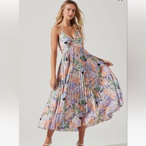 ASTR the Label Floral Midi Dress